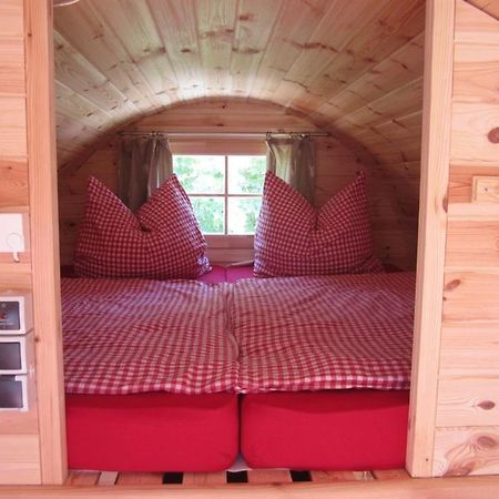 Schlaffass-Camping Gutshof Donauried Günzburg Exterior foto